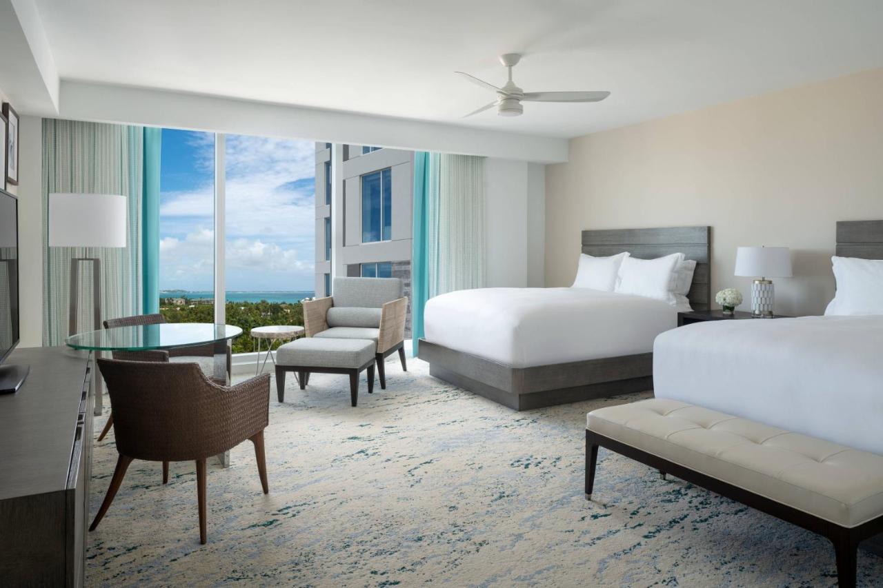 The Ritz-Carlton, Turks & Caicos Hotel Grace Bay Exterior photo