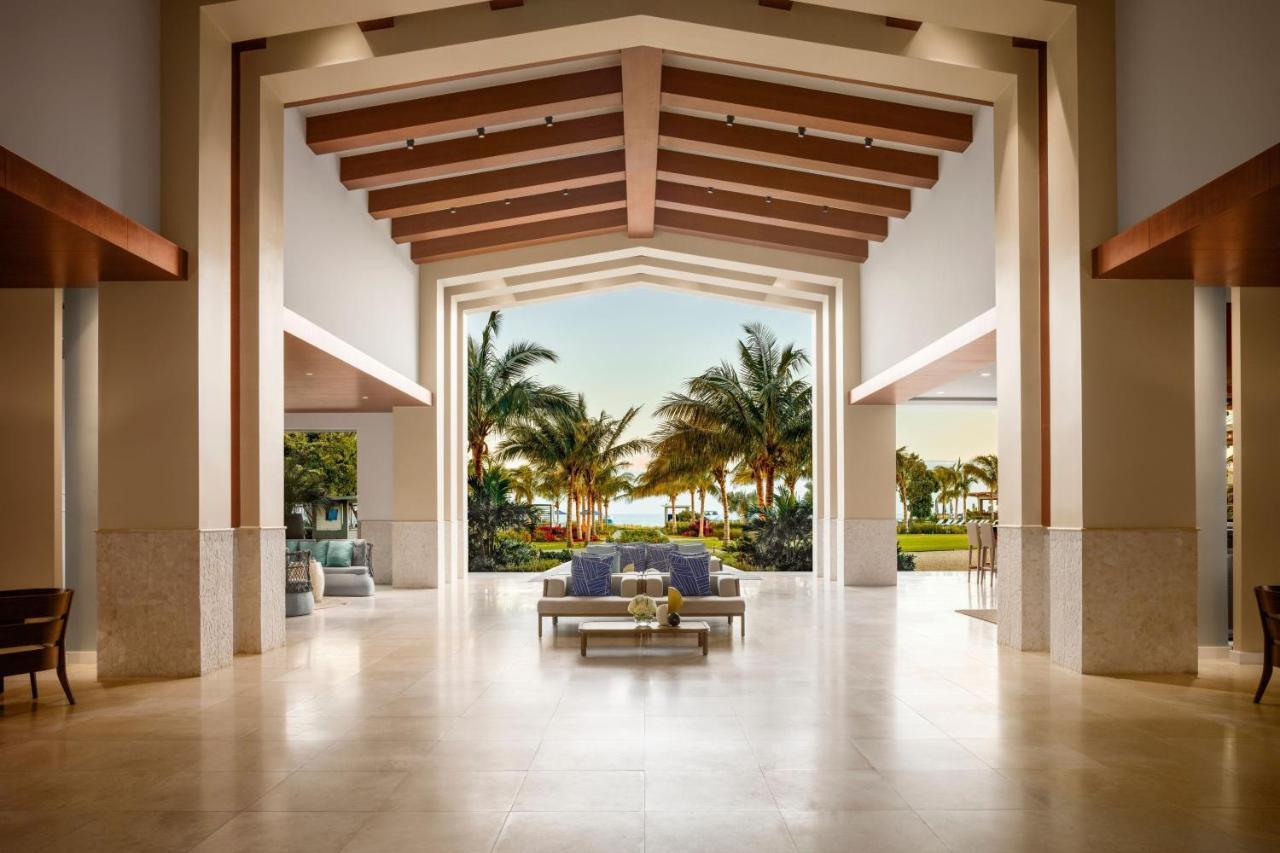 The Ritz-Carlton, Turks & Caicos Hotel Grace Bay Exterior photo