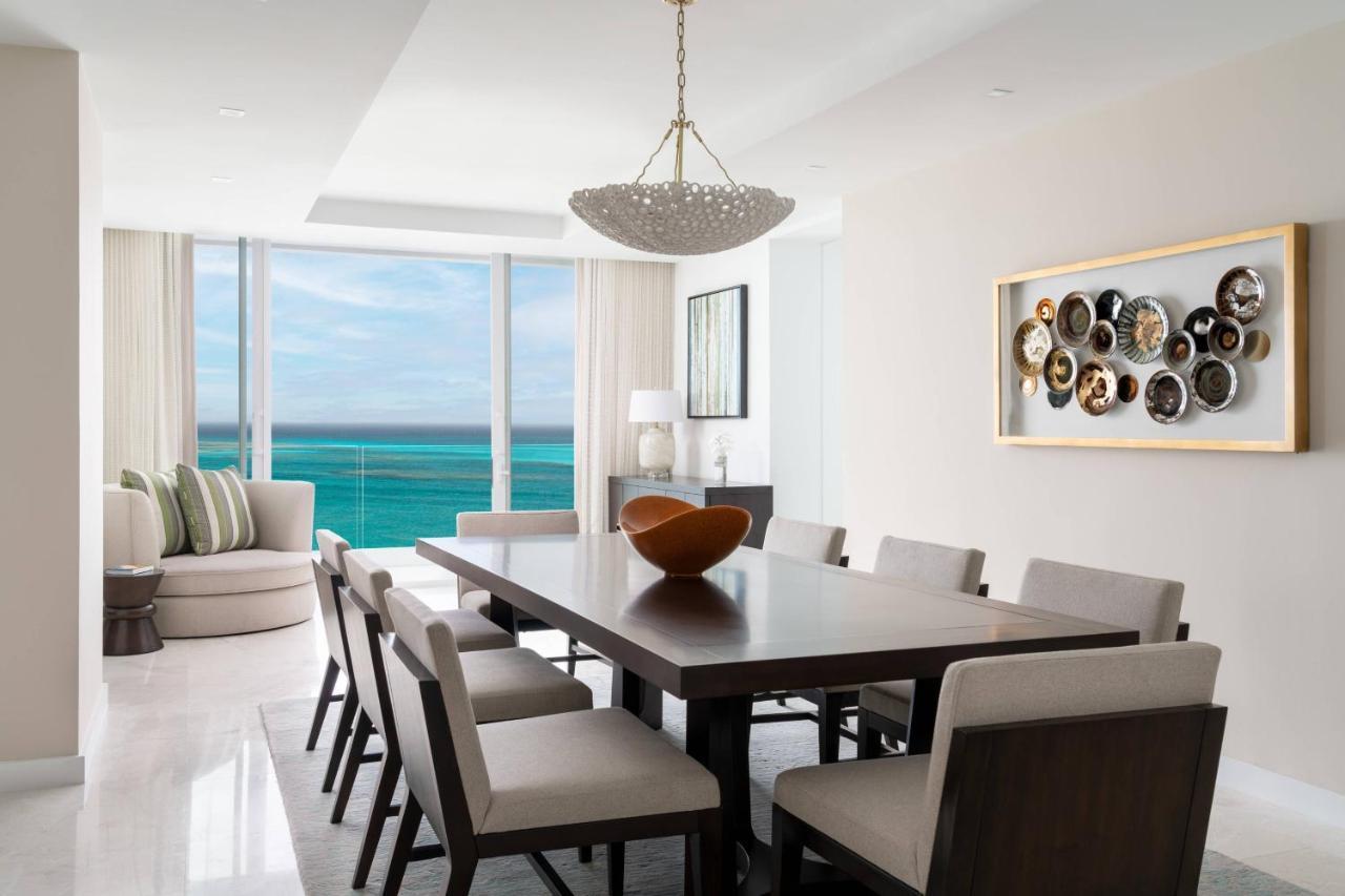 The Ritz-Carlton, Turks & Caicos Hotel Grace Bay Exterior photo