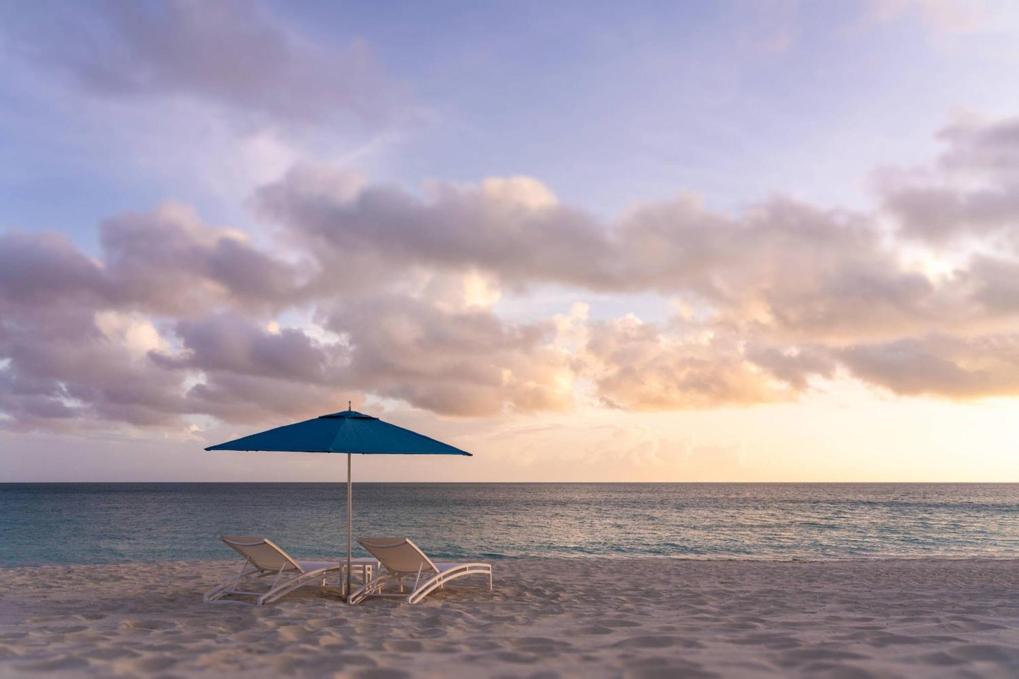 The Ritz-Carlton, Turks & Caicos Hotel Grace Bay Exterior photo