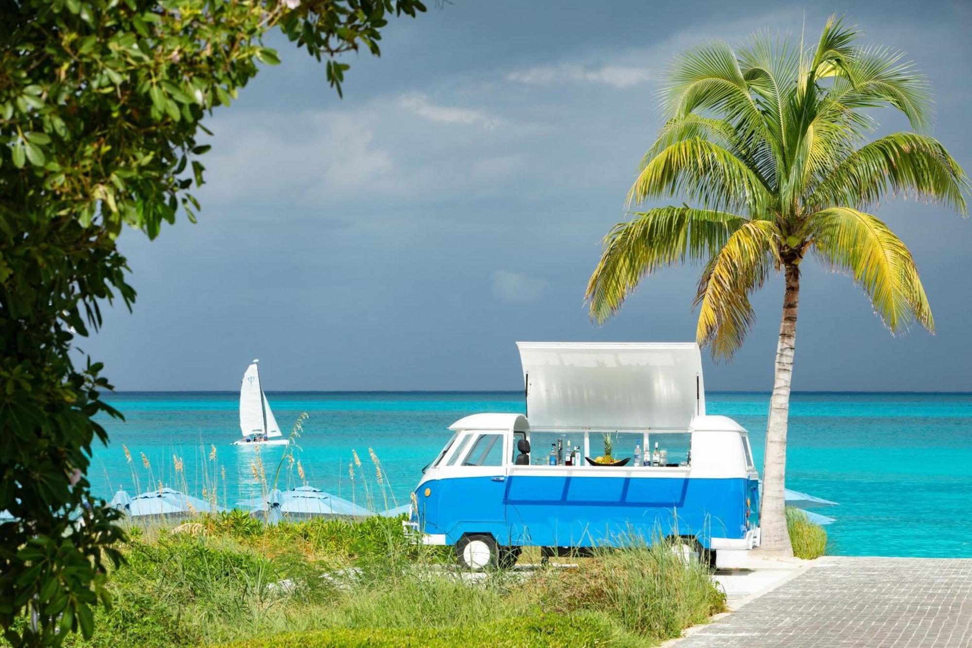 The Ritz-Carlton, Turks & Caicos Hotel Grace Bay Exterior photo